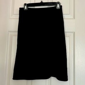 Club Monaco brand basic black knee high jersey type fabric versatile skirt small
